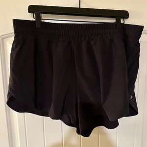 Lululemon Black Track That Short 5” Lightly Worn. In great condition!